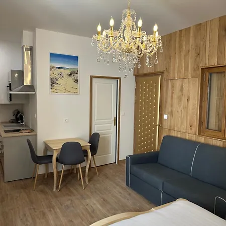 Dans L'eglise Du Couvent * Narbona