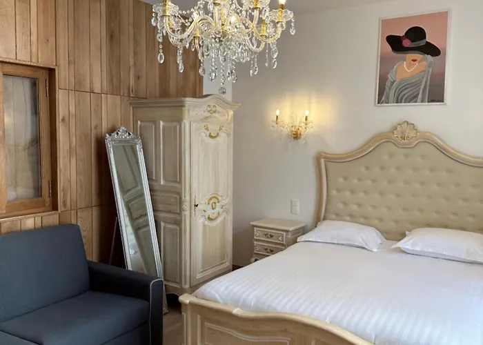 Dans L'eglise Du Couvent Apartman